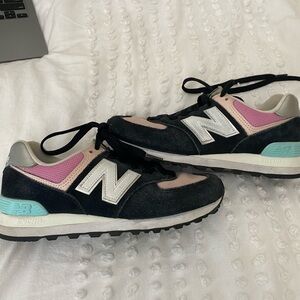 New balance shoes